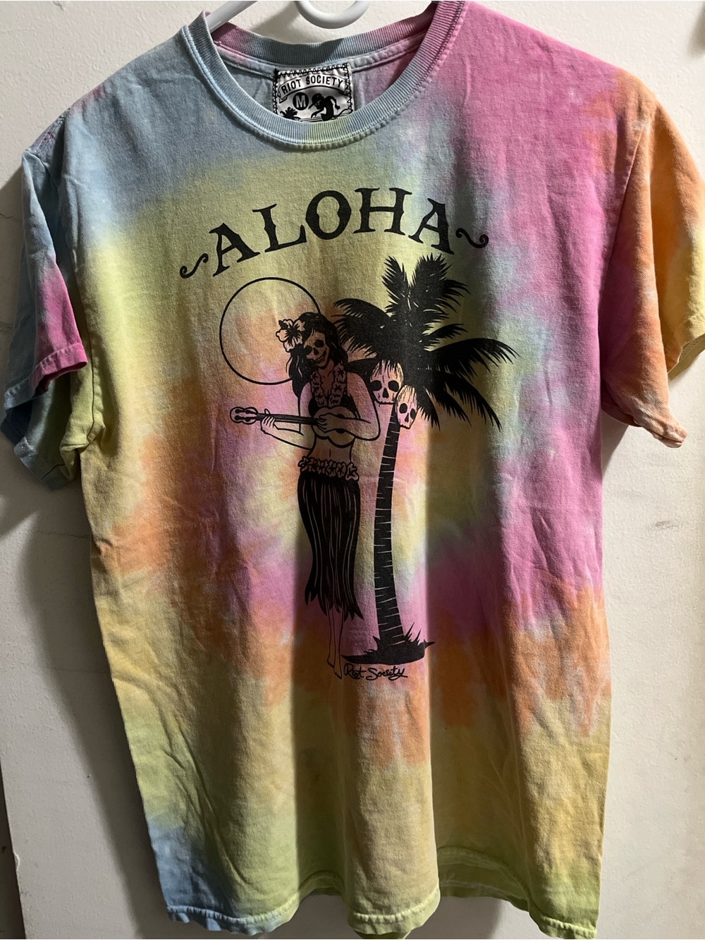 Riot Society Aloha Tie-Dye Tee -size M